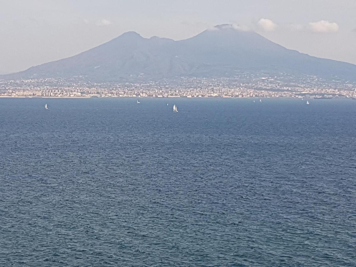Thousand Colors Naples Luaran gambar